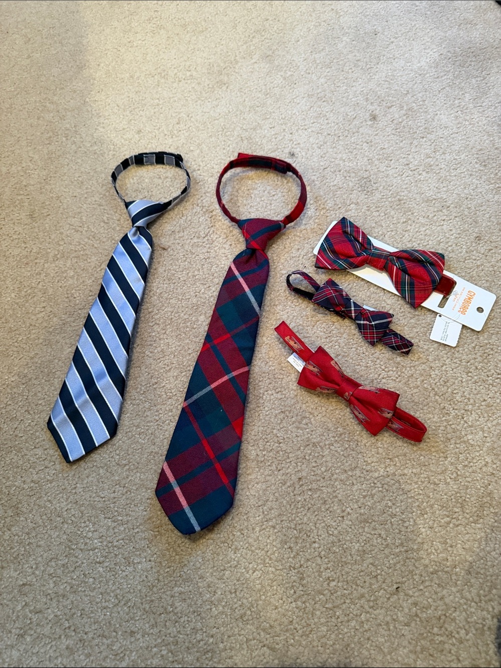 Navy &Light Blue Striped Clip-On Tie, 3 Red Bow Tie Set, Red & Green Striped Tie
